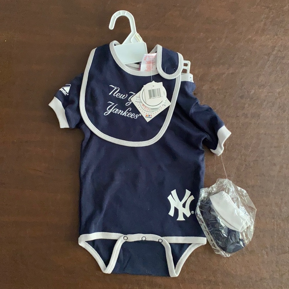 Yankee onesie